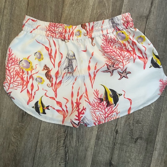 Sunday Best Ella shorts - Picture 3 of 5